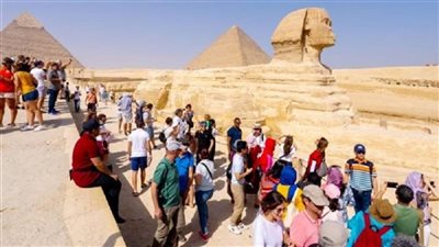 محمود الشريف: إنصاف العاملين بالسياحة يحتاج إلى نقابة تحميهم|فيديو