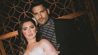 الحب يفوز رغم الخلافات..يارا تامر تتغزل بزوجها متجاهلة أروى قاسم