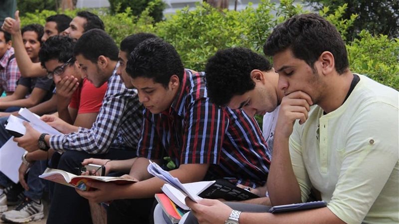 طلاب الثانوية