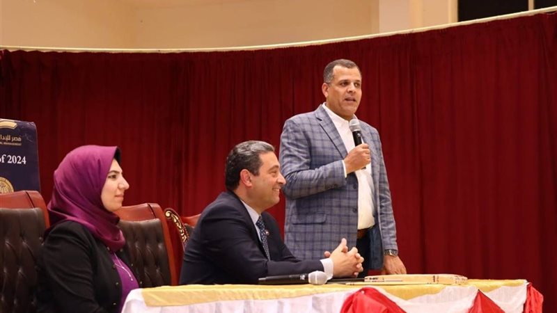 محافظ دمياط