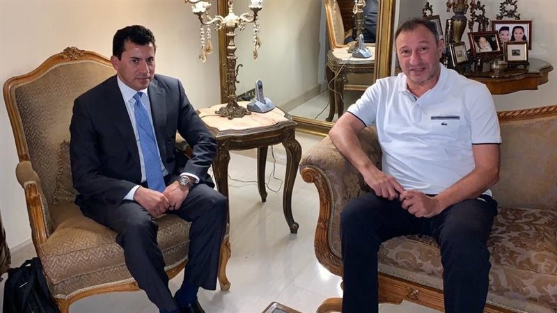 محمود الخطيب وأشرف