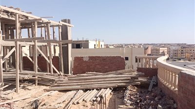 111 قضية فى 24 ساعة.. شرطة التعمير تواصل حملاتها ضد مخالفات المبانى