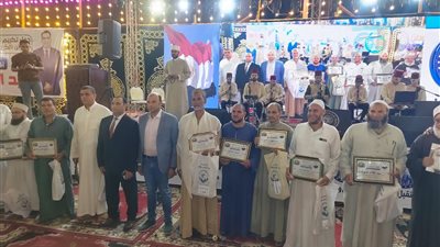 تكريم 500 محفظ للقرآن وتجهيز 25 عروسة بمركز الواسطى في بنى سويف