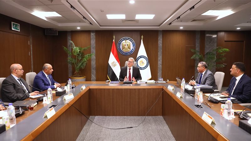 وزير البترول