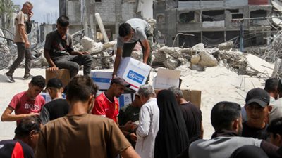 «فشل وغياب الرقابة».. انتقاد آلية توزيع المساعدات الإنسانية في قطاع غزة