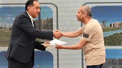 سلم عقودها رئيس الوزراء.. تفاصيل وحدات مشروع سكن لكل المصريين في أكتوبر