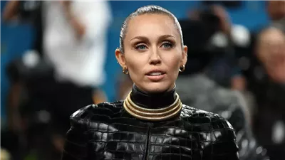 هذا المرض يهدد مسيرتها.. مايلي سايروس تكشف السبب الطبي وراء صوتها الأجش