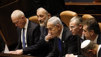 محلل سياسي: إسرائيل تعيش تخبطًا استراتيجيًا وتعاني غياب للسياسة الحقيقية