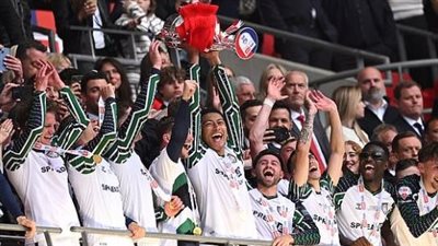 بعد غياب 8 سنوات.. سندرلاند يتأهل للدوري الإنجليزي الممتاز | صور