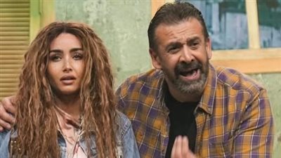 بعد نهاية العرض فى جدة.. هنا الزاهد توجه رسالة شكر لفريق مسرحية الباشا 