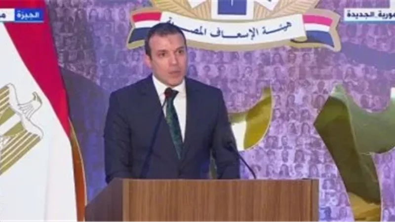 الدكتور عمرو رشيد،