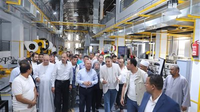 باستثمارات 5 ملايين دولار.. الوزير يفتتح مصنع الرضوان الدولي للصناعات الهندسية