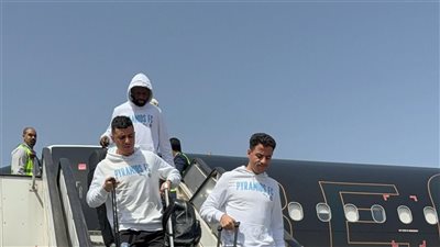 بعثة بيراميدز تعود للقاهرة بعد التعادل في نهائي دوري الأبطال أمام صن داونز 