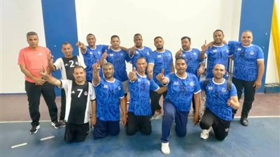 عقب تتويجه بلقب الدوري.. محافظ أسيوط يهنئ فريق بترول أسيوط للكرة الطائرة جلوس 