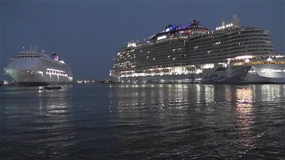 ميناء الإسكندرية يستقبل سفينتين سياحيتين عملاقتين تقلان أكثر من 6500 راكب