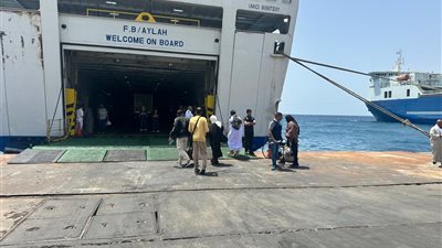 تداول 16 ألف طن و999 شاحنة بضائع عامة ومتنوعة بموانئ البحر الأحمر