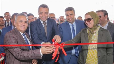 محافظ السويس: العيادات الخارجية لمستشفى الجامعة إضافة نوعية للرعاية الصحية|صور