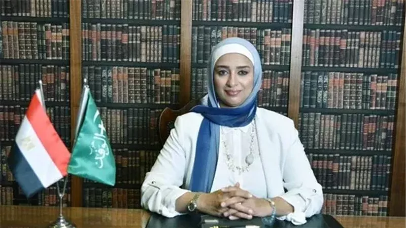 النائبة أميرة أبو