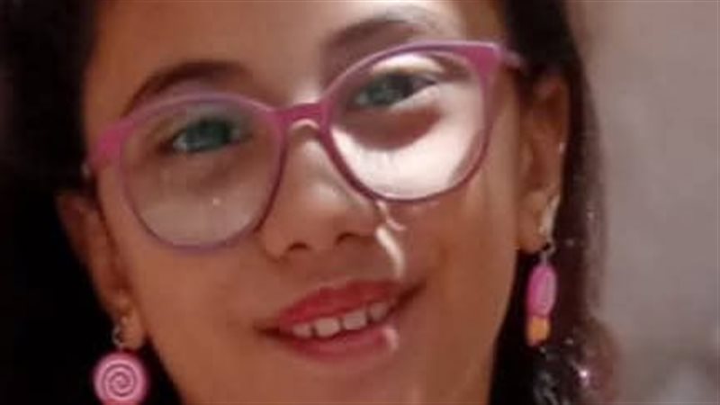 الطالبه الفائزة