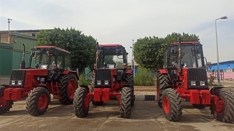 الجرارات  الزراعية