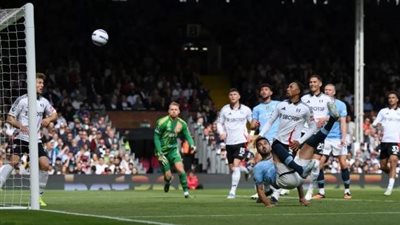 مقصية جوندوجان تعطي الأفضلية لمانشستر سيتي أمام فولهام في الشوط الأول