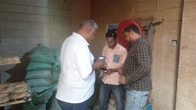 ضربة موجعة لتجار السوق السوداء.. التموين تستعيد 13 طن دقيق مدعم