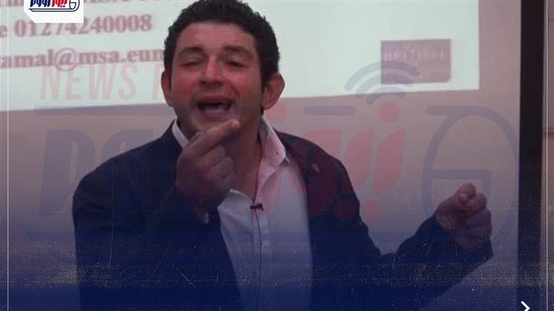 من هو أحمد شريف الدجوي؟