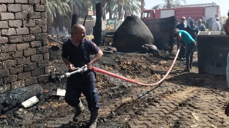 جانب من الحريق