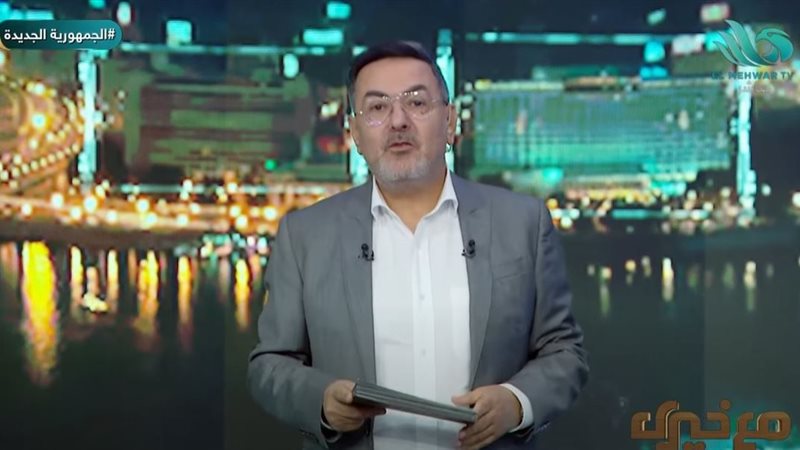 الإعلامي خيري رمضان