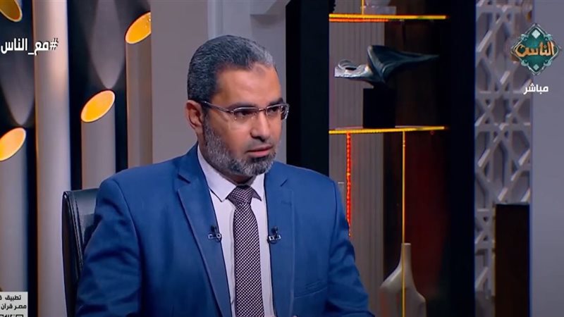 الدكتور أحمد الرخ