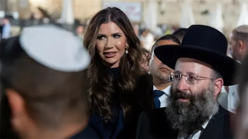 وزيرة الأمن الداخلي