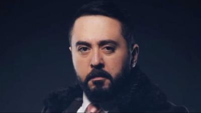 عمرو عبدالعزيز : من أحلامي يكون عندي مسرح باسم 