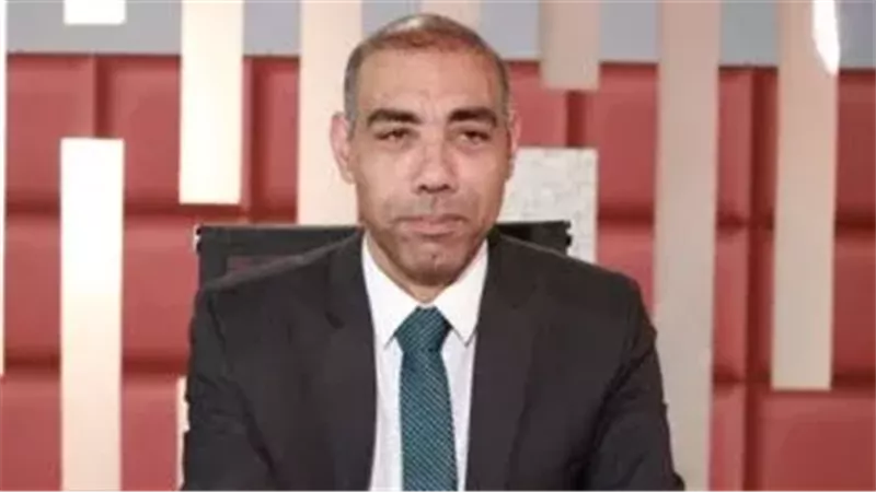 الدكتور أيمن سمير،