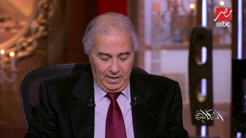 الشاعر الكبير فاروق