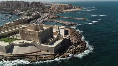  أستاذ الأثار:عندنا مدينتين غارقتين كانوا على شواطئ الإسكندرية أيام الإسكندر