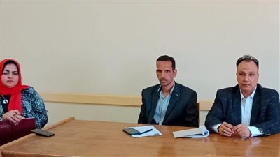 وكيل الشباب والرياضة بالفيوم يجتمع بمديري الإدارات لسيرالعمل داخل المنشآت 