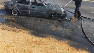 إصابة شخص في احتراق سيارة ملاكي بطريق 