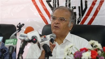 ممدوح عباس متأثرا بالأبيض: “دمي ودموعي عليك يا زمالك