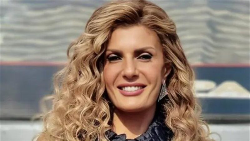 الفنانة فيدرا