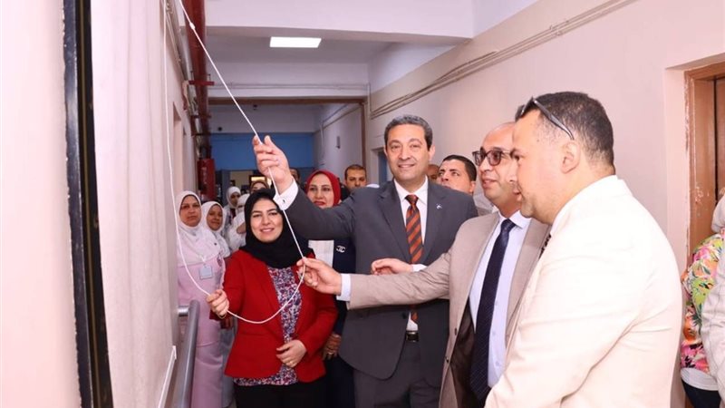 محافظ دمياط