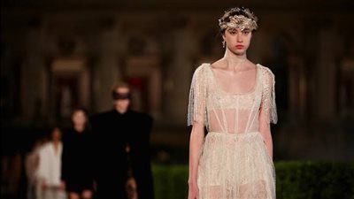  بين الواقع والخيال.. ديور