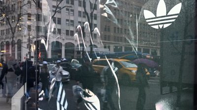 شركة أديداس تُحذر من هجوم إلكتروني سرق بيانات عملائها