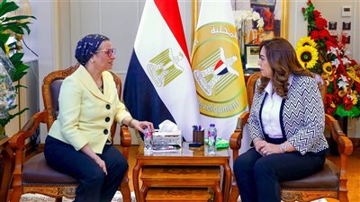 التنمية والبيئة تتابعان منظومة المخلفات الصلبة وتطهير مصرف كيتشنر 