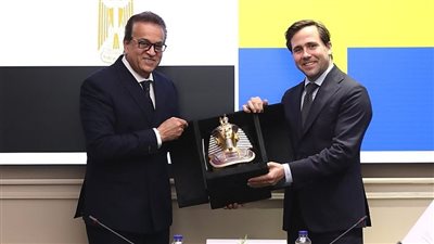 مباحثات مصرية سويدية للتعاون في دعم الجرحى الفلسطينيين