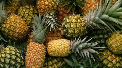 انخفاضات وارتفاعات مفاجئة في أسعار الفاكهة اليوم بسوق العبور الجمعة 27 يونيو