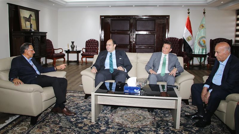 لقاء وزير الزراعة