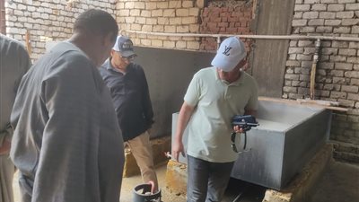 ضبط 200 لتر لبن محظور تداوله بمركز بدون ترخيص والتحفظ على أغذية ببني سويف