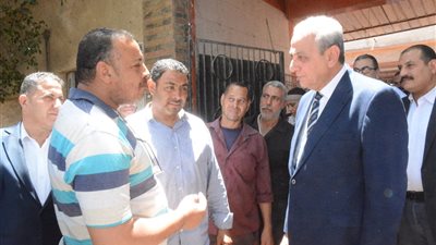 جولة تفقدية لمحافظ الغربية في السنطة لمتابعة جاهزية المجازر وتوريد القمح
