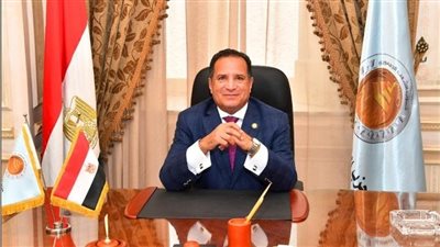 أبو هميلة: كلمة السيسي في قمة الدوحة رسالة للعالم برفض مصر لتهجير الفلسطينيين 