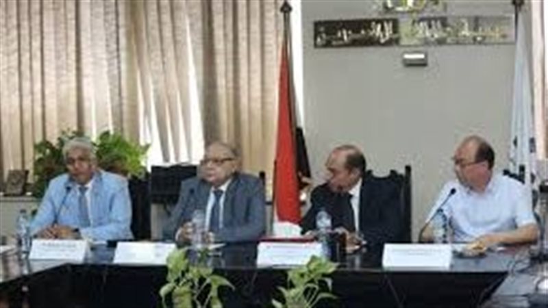 13 شركة صينية تزور